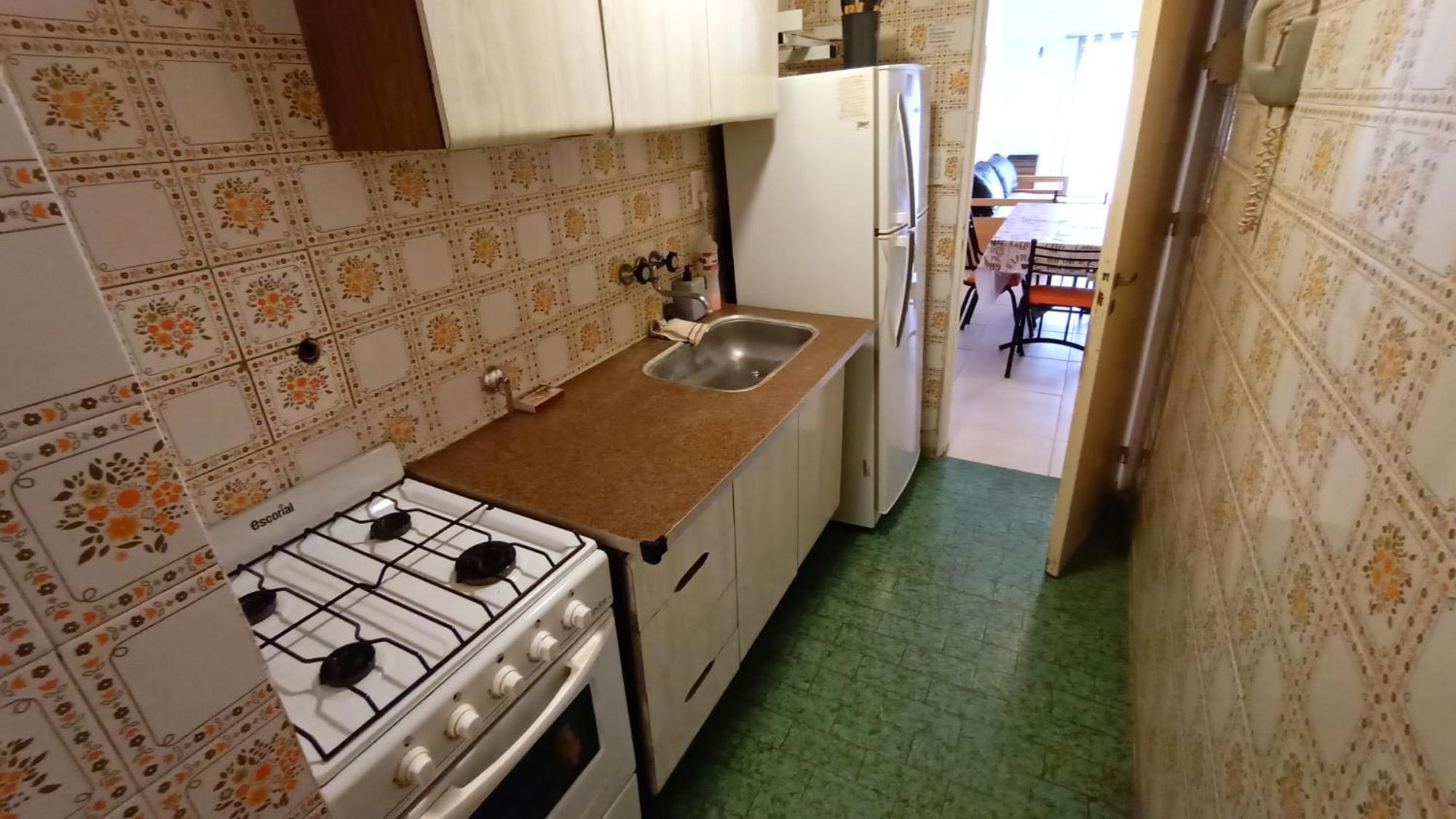 Efdepartamentos Plaza Colon Con Balcon A La Calle Y Cochera Auto Apartment